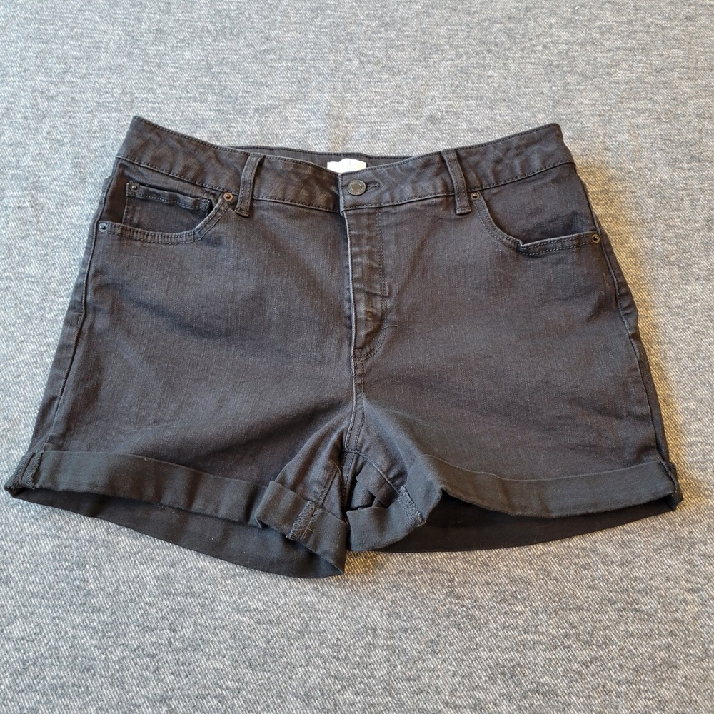 Time and Tru Womens Black Denim Cuffed Shorts Size 14 TT16100056548B